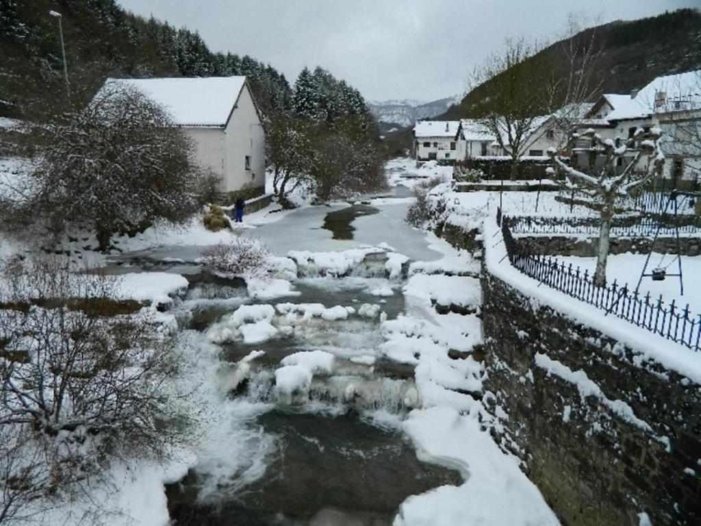 Casa Rural Mantxoalorra Ochagavía Buitenkant foto